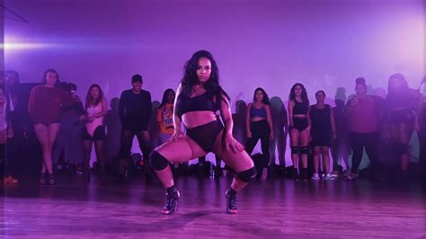 上地年會(huì)成品舞編排