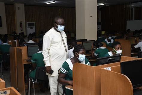 錄播課+直播課護(hù)士執(zhí)業(yè)資格考試-歷年核心真題詳解