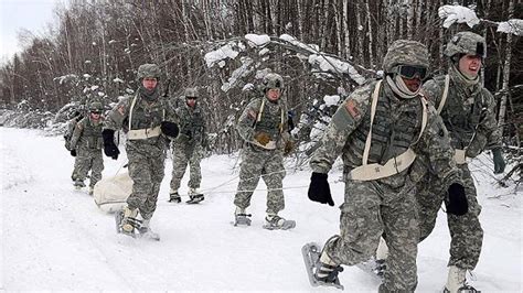 軍事冬令營(yíng)小兵突擊3天