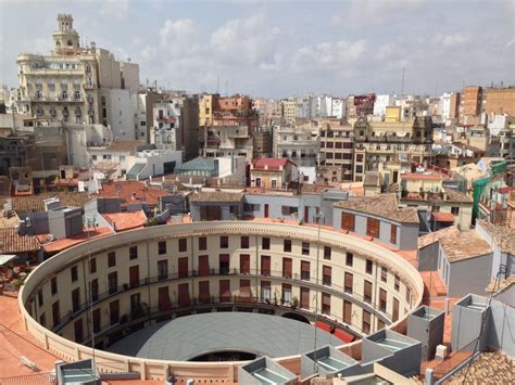 瓦倫西亞大學(xué)排名擠進(jìn)全國(guó)前五啦