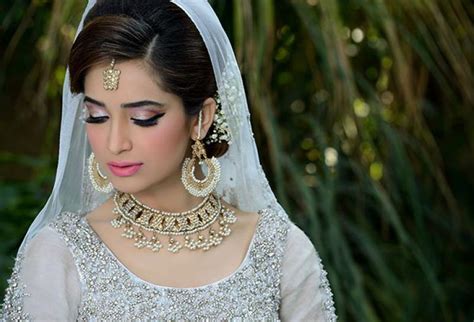 專業(yè)化妝班