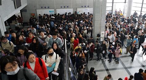 重慶公務(wù)員考試筆試.破繭成蝶—金榜題名班
