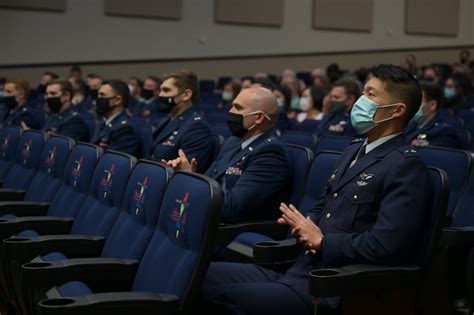 领航学霸班