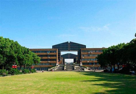 宁波大学