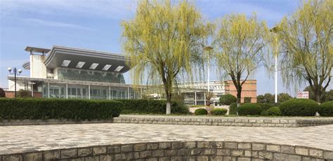 南京财经大学