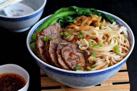 牛肉板面
