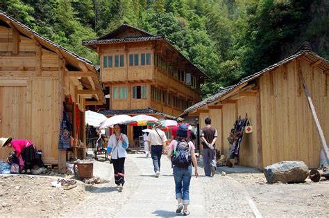 鸣翠山庄拓展训练基地