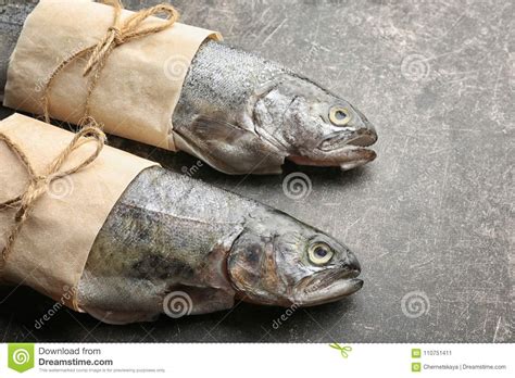紙包魚