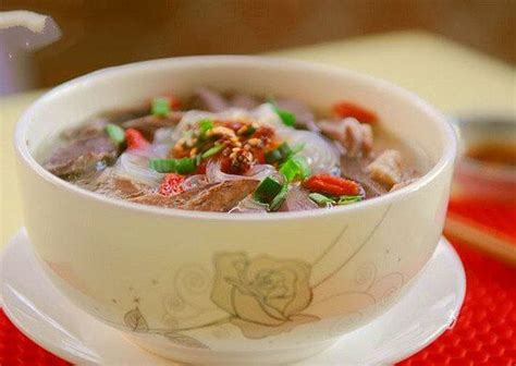 鸭血粉丝汤