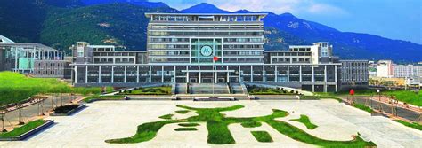 泰山医学院