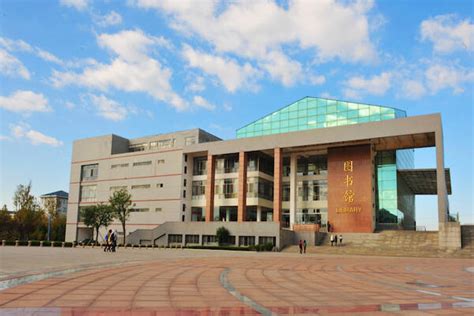 潍坊学院