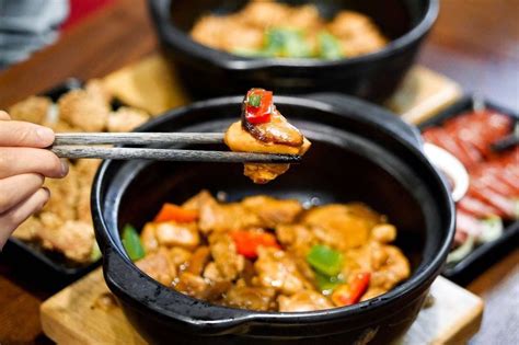 黄焖鸡米饭