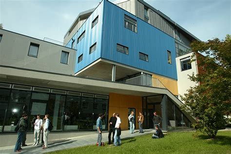 IESEG商學院