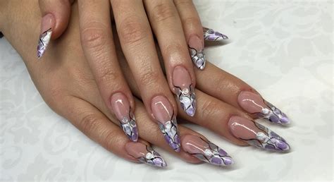 职业化妆美甲精英班