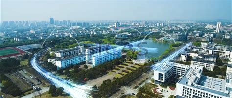 東華大學(xué)
