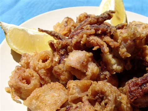 轟炸大魷魚