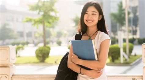 中国香港本科留学