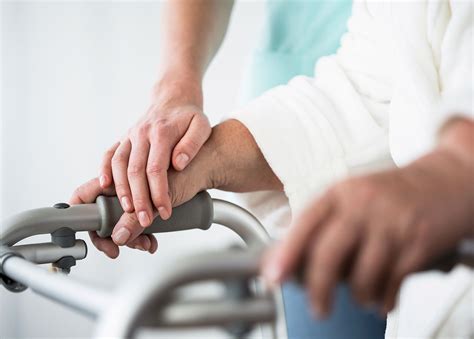 中医高级康复理疗师证书报考