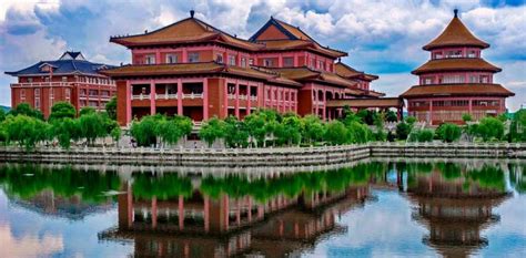南方醫(yī)科大學(xué) 專科本科招生簡(jiǎn)章