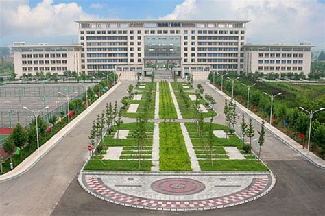 江西财经大学