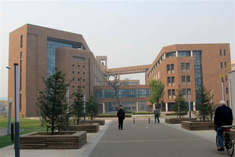 天津大学