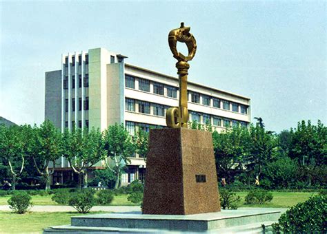 江苏科技大学