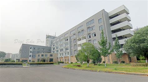 湖北理工大学