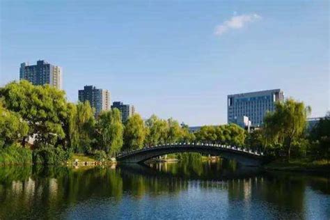 河海大学
