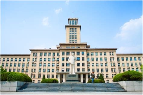 南开大学