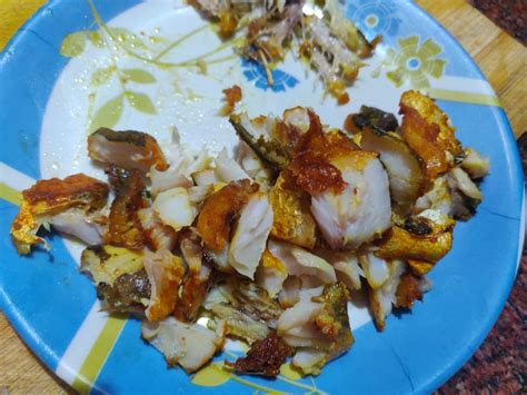 天然鱼鲜粉面