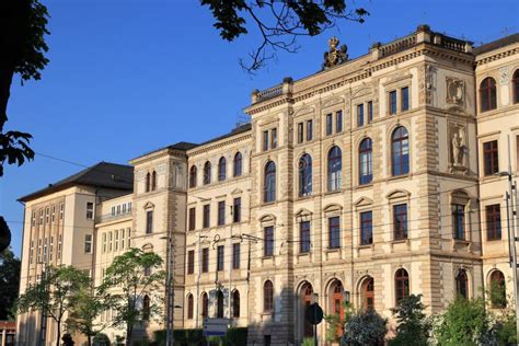 开姆尼茨工业大学