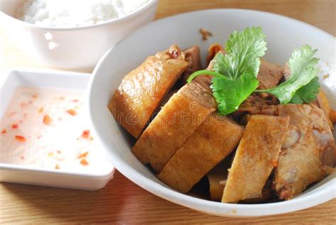 中式簡(jiǎn)餐鹵味黑鴨系列