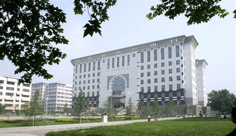 河南师范学院（信阳师范）成考