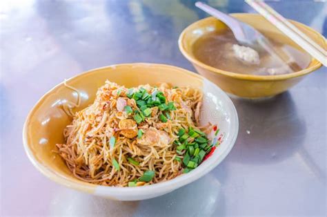 骨头饭