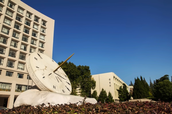 南京航空航天大学