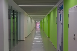 北服国际课程中心教室走廊