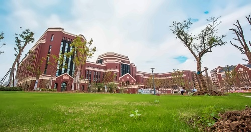 建桥国际高中.jpg