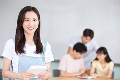 需要提升听、说、读、写、译，达到中高级水平的同学。
