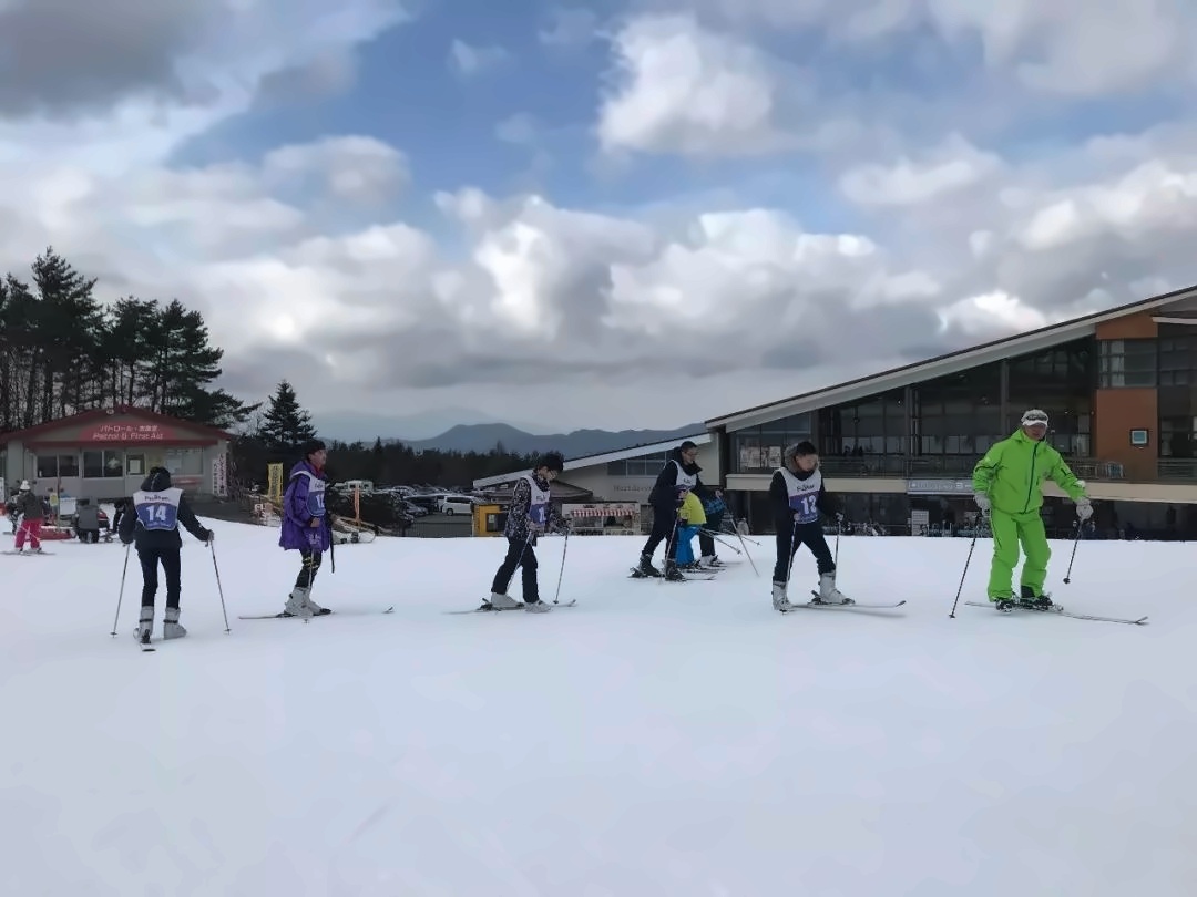 滑雪.jpg