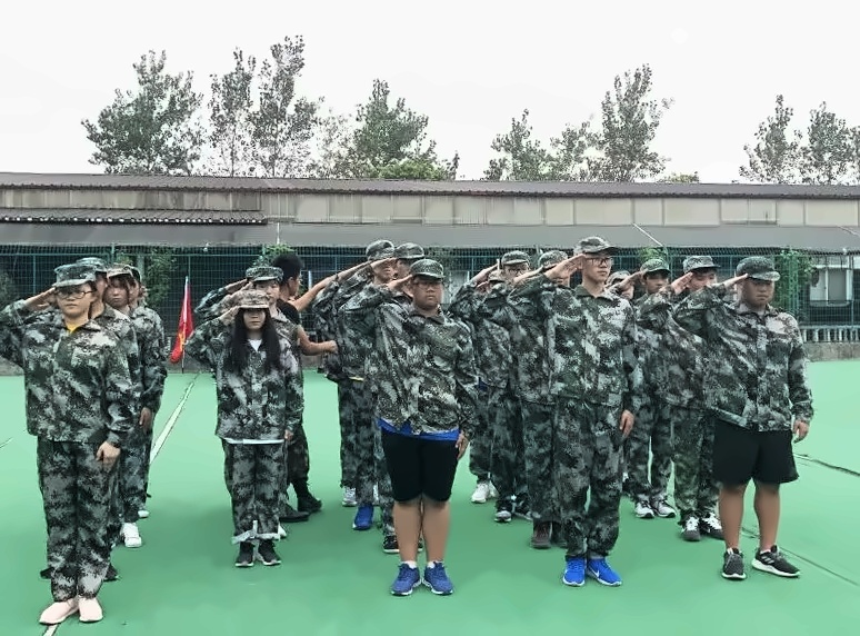 美国诺科学校上海分校新生军训.jpg