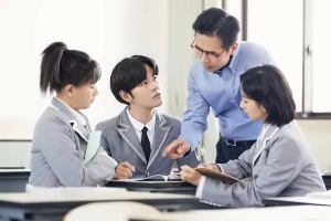 雷纳森英豪国际学院日语高考班招生简章