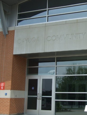 卡尤加社区学院