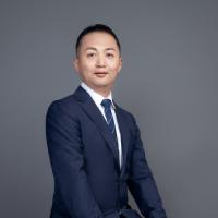 于中连 国际部主任
