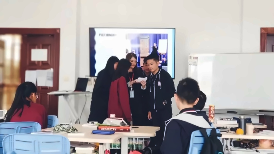 月度学生大会.jpg