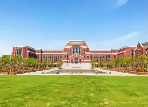 上海建桥国际高中