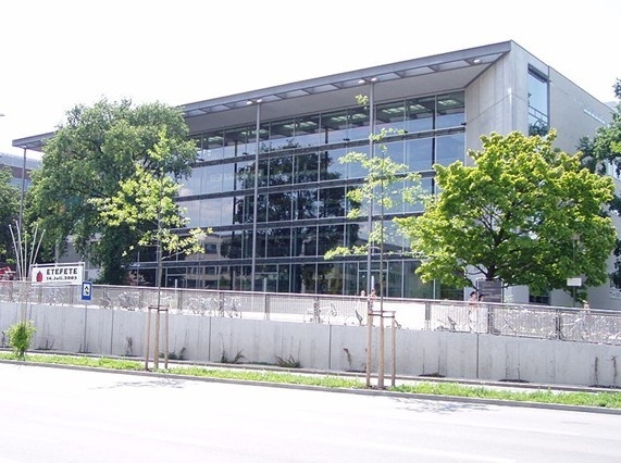 德累斯顿工业大学
