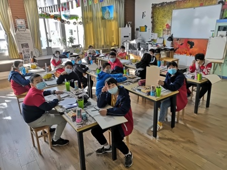 句容碧桂园学校学生2.jpg