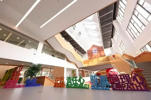 北京德闳学校探校