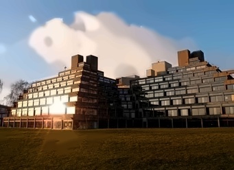 东英吉利大学