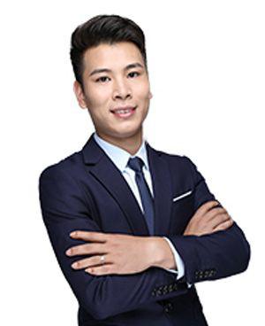李泽龙